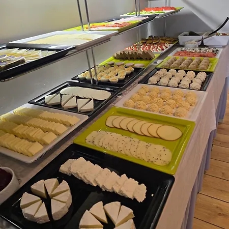 Edana * Ustronie Morskie