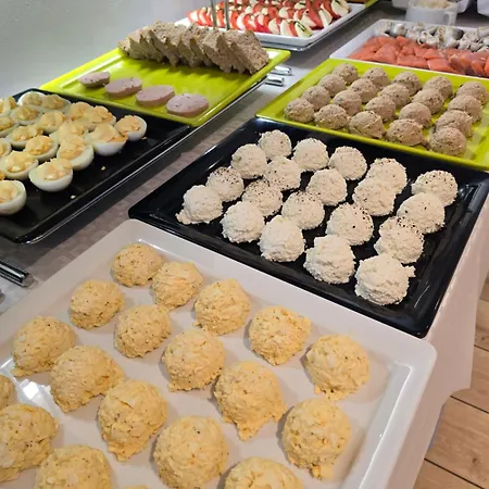 Edana * Ustronie Morskie